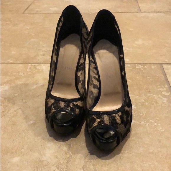 CLB Black Lace Peeptoe - Picture 3 of 5